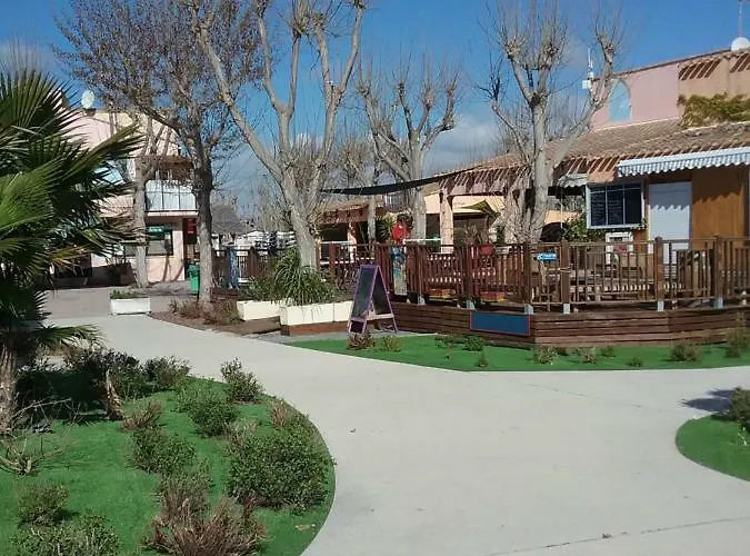 Les Sables Du Midi Village de vacances